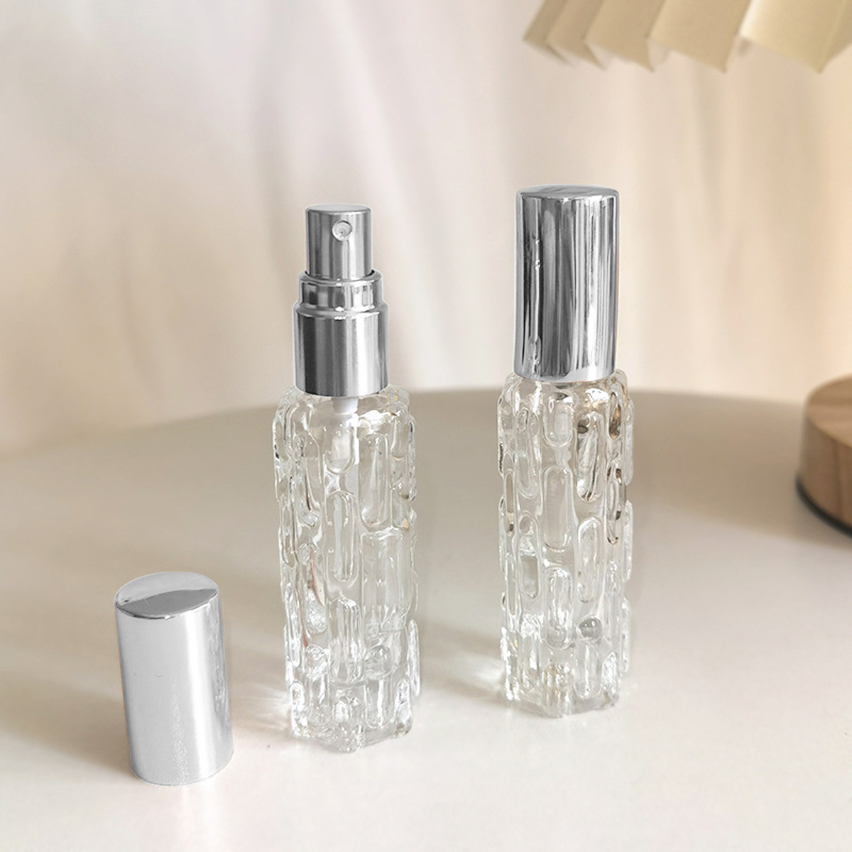 Flacone spray per profumo in v - Perfume Zara recensione e prezzo