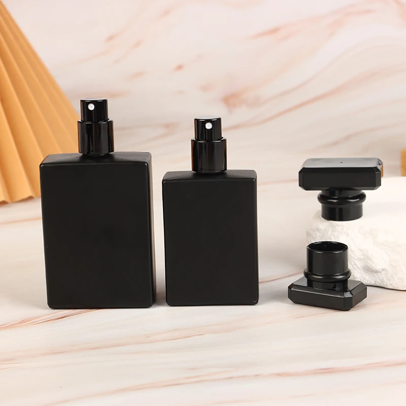 Bottiglia di profumo nero bril - Perfume Zara recensione e prezzo